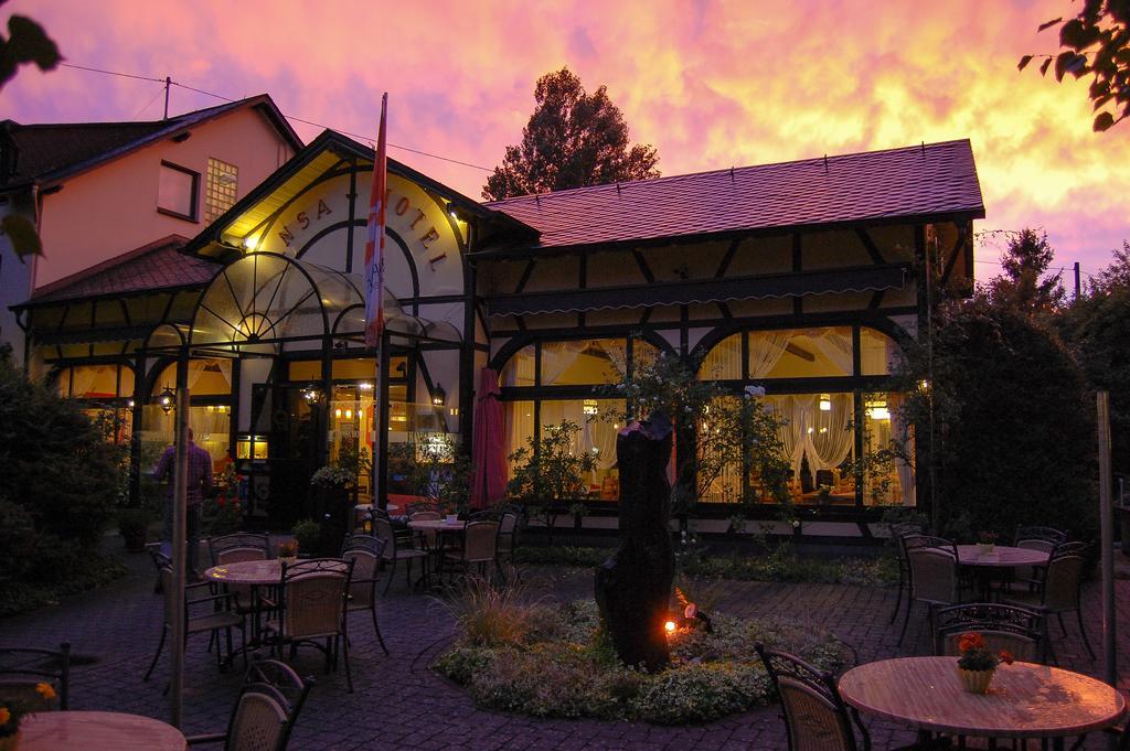Hansa Hotel Мендих Екстериор снимка
