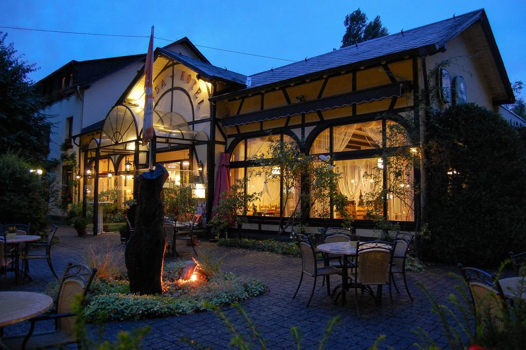 Hansa Hotel Мендих Екстериор снимка